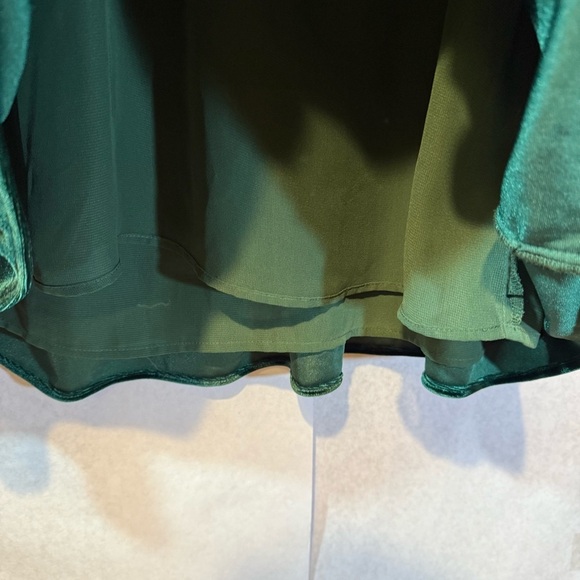 Crosby By Mollie Burch Anna Julia Emerald Green Velvet Mini Dress Size S - Picture 4 of 9
